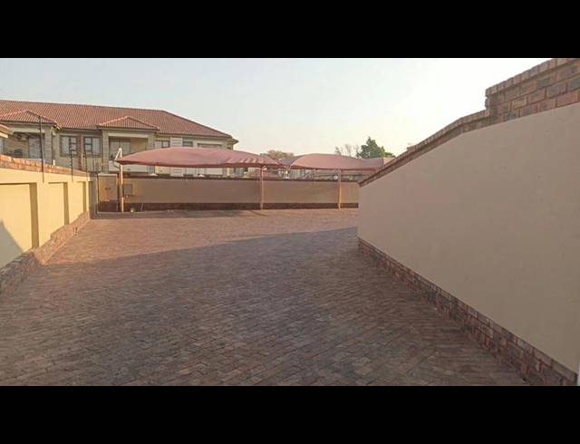 3 BEDROOM PROPERTY TO RENT IN COMET